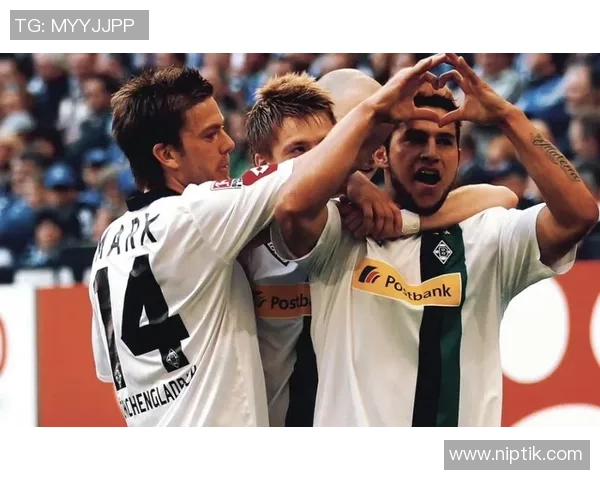 沙尔克与门兴格拉德巴赫精彩对决直播全程回顾与分析 沙尔克与门兴格拉德巴赫精彩对决直播全程回顾与分析