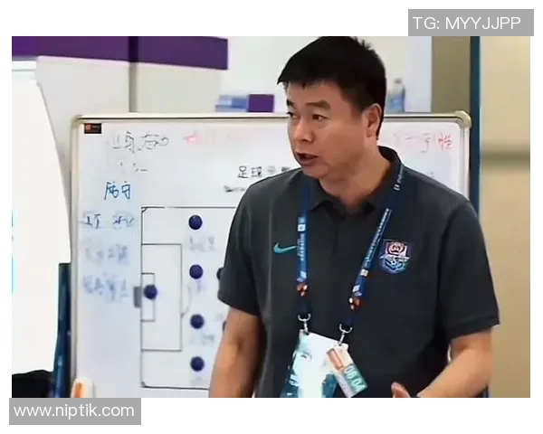 于根伟:现在并没有触摸明日;下赛季的预算还跟这两年相同 于根伟:现在并没有触摸明日;下赛季的预算还跟这两年相同